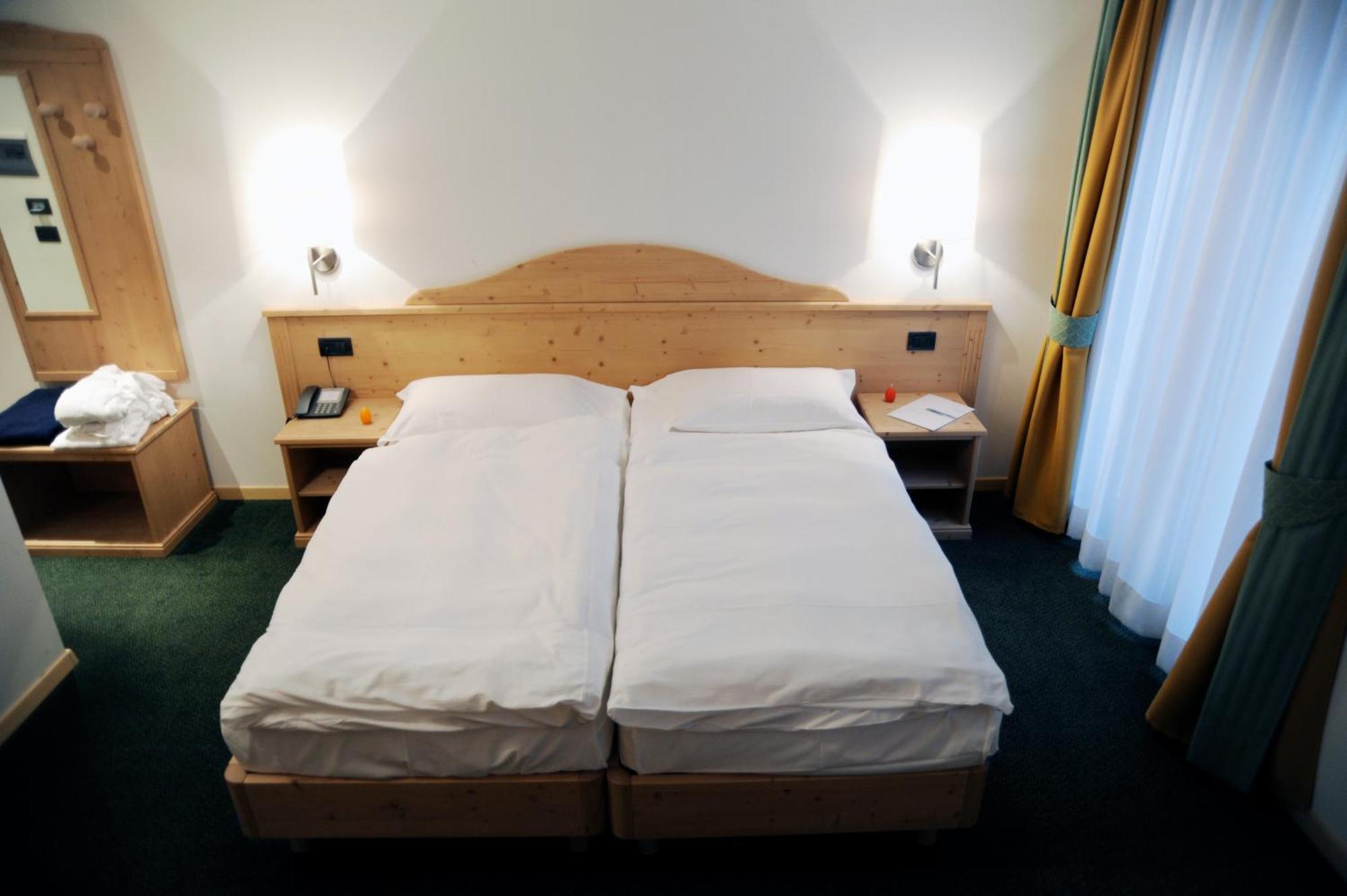 Alpine Mugon Hotel Vason Habitación foto